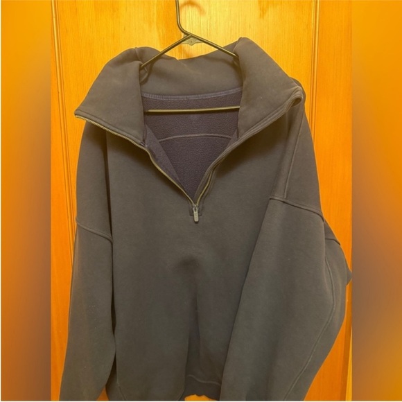 Lululemon Athletica Men's Black Half Zip Sweater - Picture 3 of 12